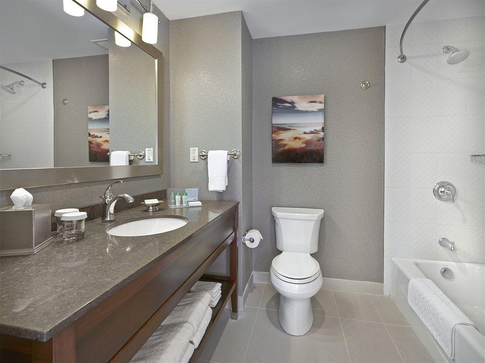 Homewood Suites By Hilton Halifax - Downtown Εξωτερικό φωτογραφία